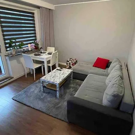 And Quiet Apartment *